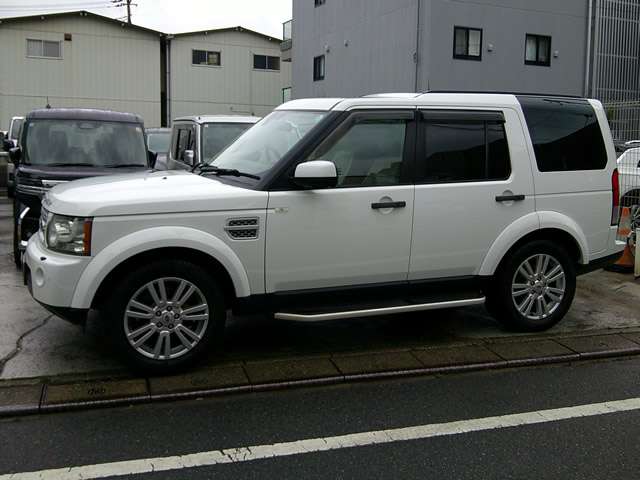 2011 Land Rover Discovery 4 – thumbnail 4