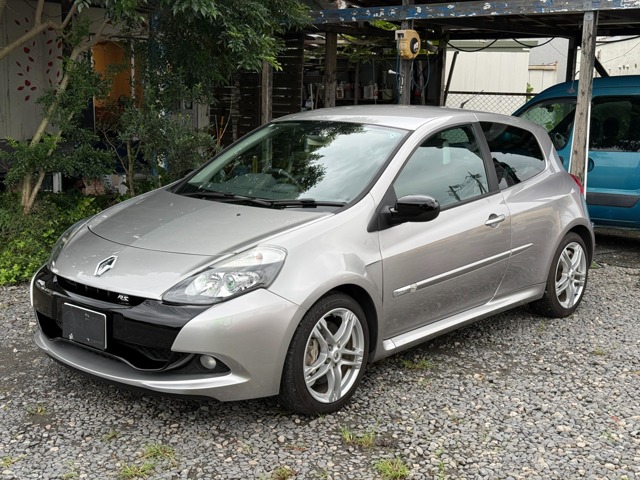 2010 Renault Lutecia