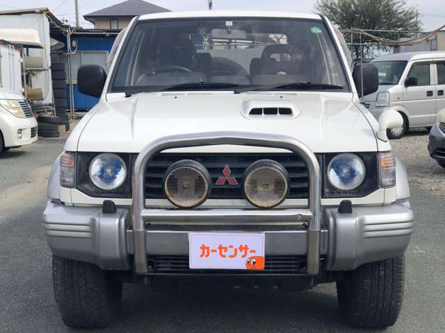 1997 Mitsubishi Pajero – thumbnail 3