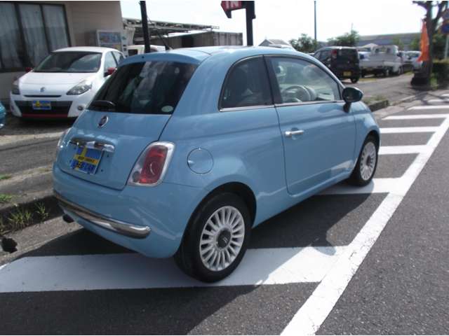 2011 Fiat 500 – thumbnail 4