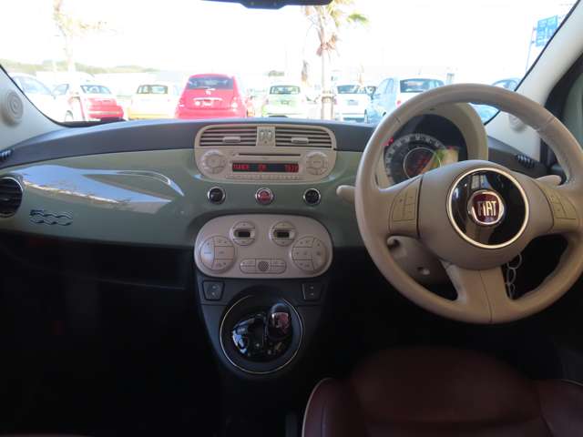 2010 Fiat 500 – thumbnail 4
