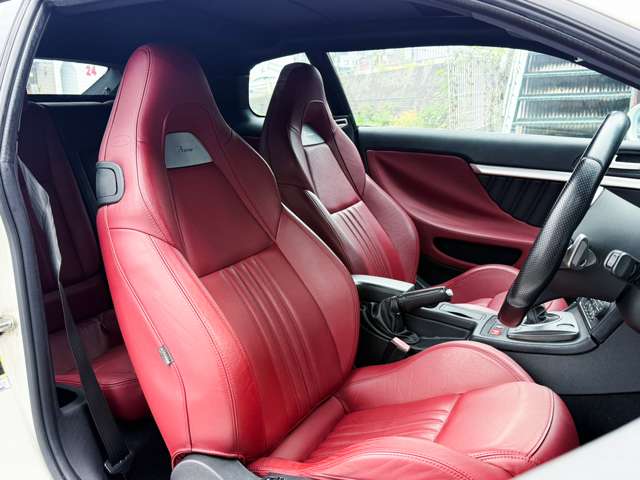 2010 Alfa Romeo Brera – thumbnail 2
