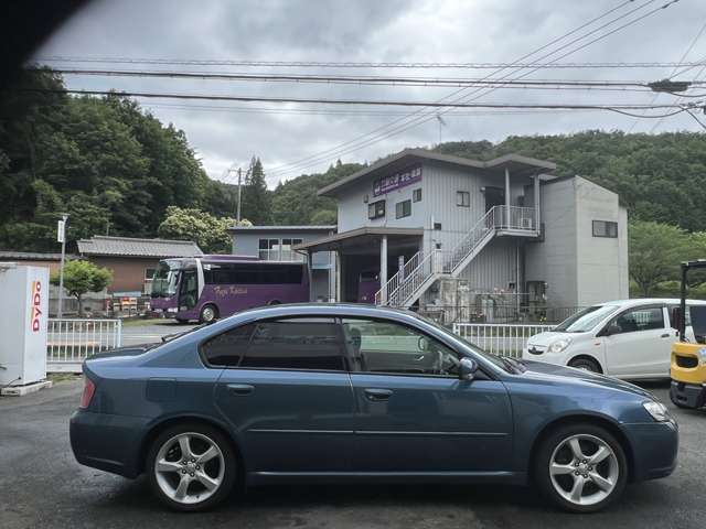 2003 Subaru Legacy B4 – thumbnail 4