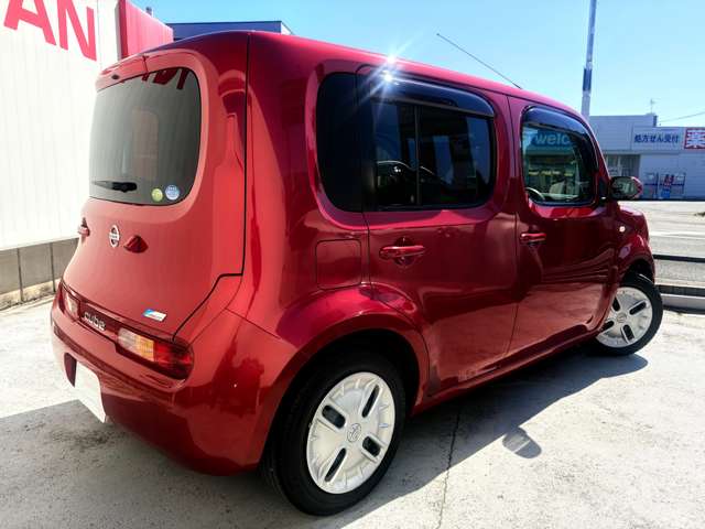 2010 Nissan Cube – thumbnail 3