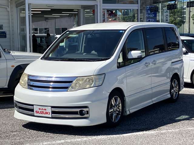 2009 Nissan Serena – thumbnail 3