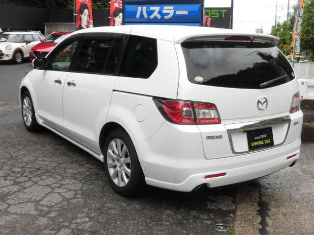 2011 Mazda MPV – thumbnail 3