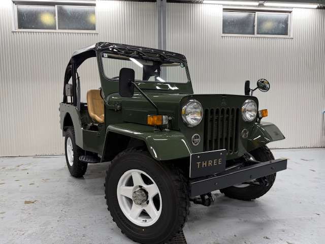 1997 Mitsubishi Jeep – thumbnail 3