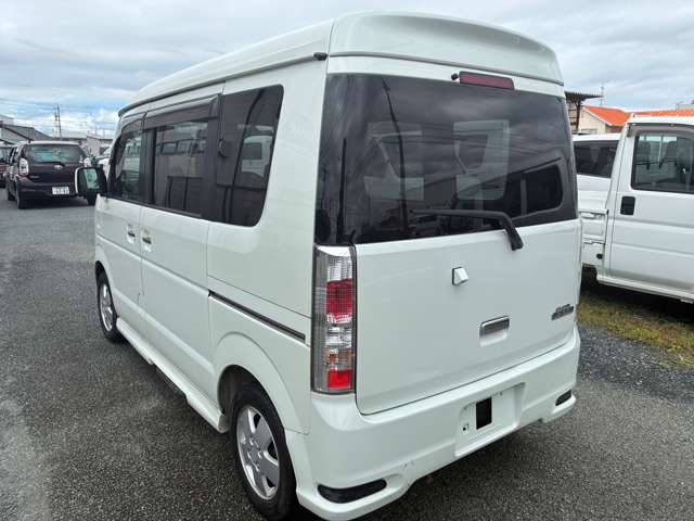 2010 Suzuki Every Wagon – thumbnail 4