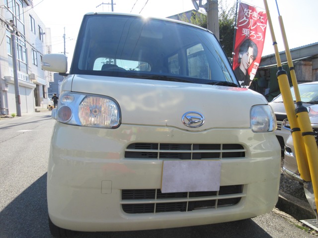 2011 Daihatsu Tanto