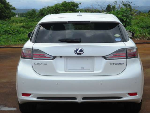 2011 Lexus CT – thumbnail 4