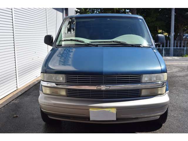 2001 Chevrolet Astro – thumbnail 2