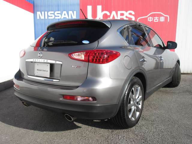 2010 Nissan Skyline Crossover – thumbnail 2