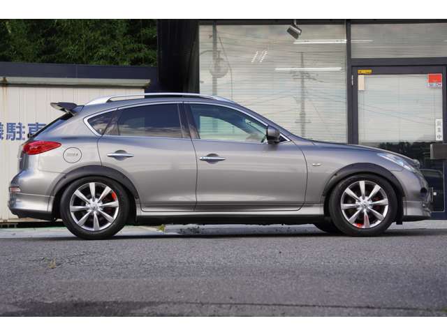 2009 Nissan Skyline Crossover – thumbnail 4