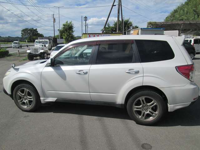 2011 Subaru Forester – thumbnail 4