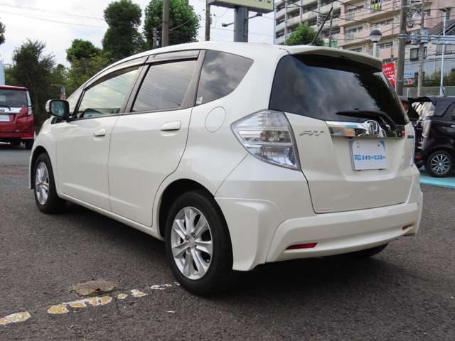 2011 Honda Fit Hybrid – thumbnail 4