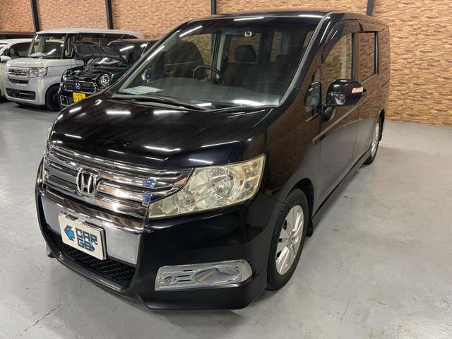 2010 Honda Stepwgn – thumbnail 4