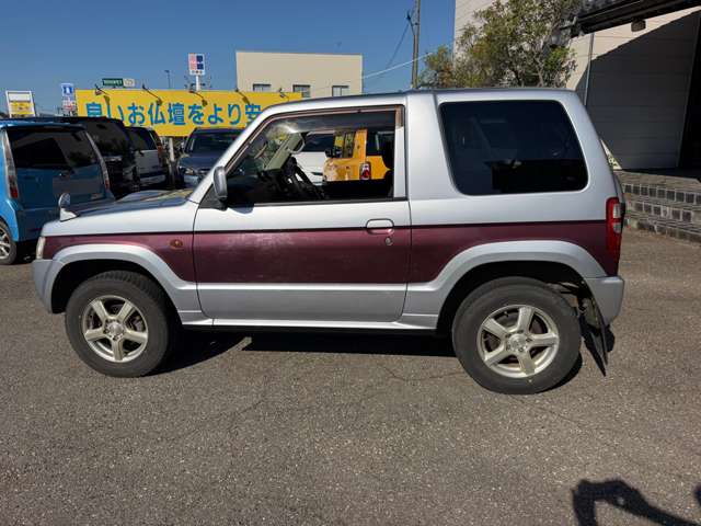 2009 Mitsubishi Pajero Mini – thumbnail 3