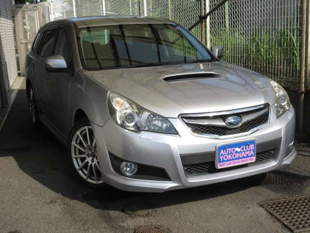 2011 Subaru Legacy Touring Wagon – thumbnail 4