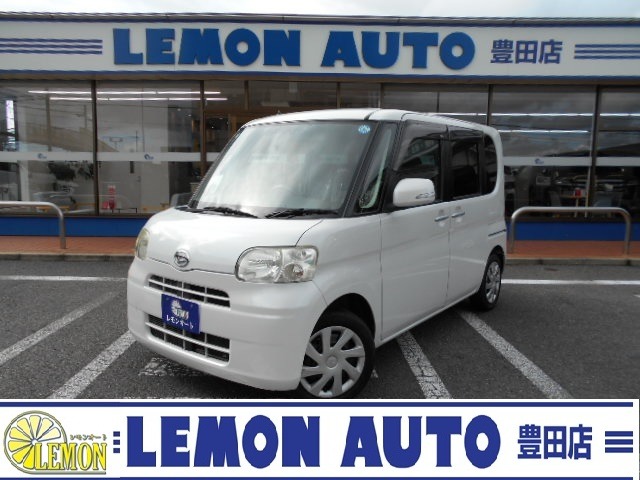 2011 Daihatsu Tanto