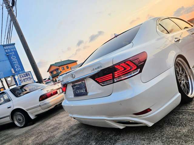 2007 Lexus LS – thumbnail 4