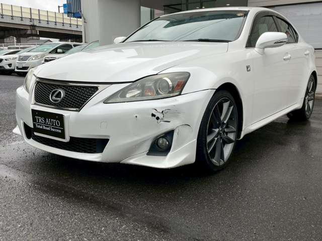 2011 Lexus IS – thumbnail 3