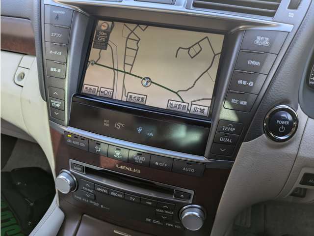2010 Lexus LS Hybrid – thumbnail 2