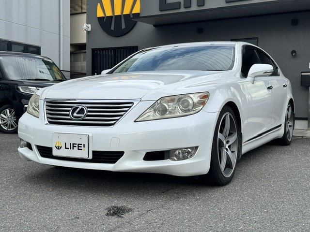 2009 Lexus LS – thumbnail 3