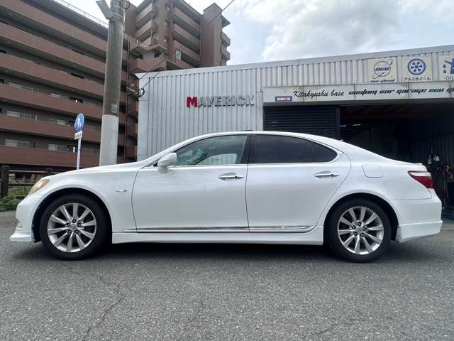 2007 Lexus LS – thumbnail 3
