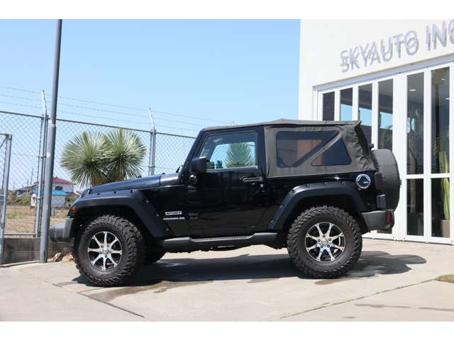2008 Jeep Wrangler – thumbnail 2