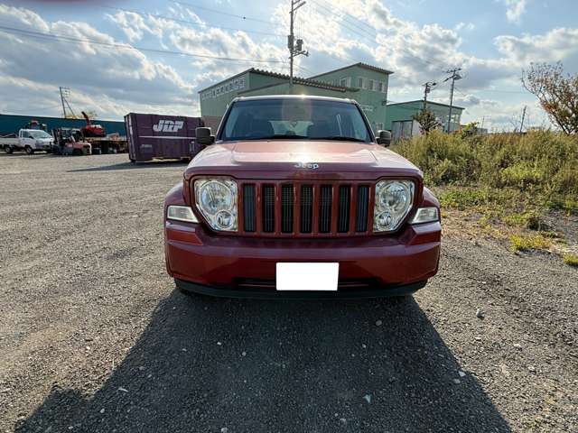 2011 Jeep Cherokee – thumbnail 4