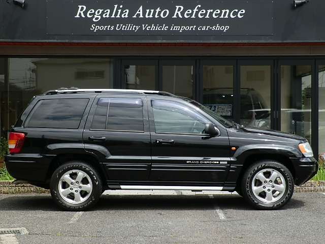 2004 Jeep Grand Cherokee – thumbnail 3