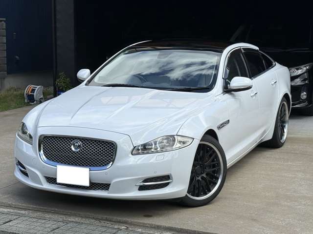2011 Jaguar XJ – thumbnail 3