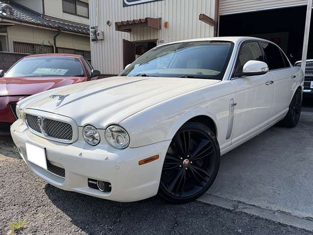2009 Jaguar XJ – thumbnail 4