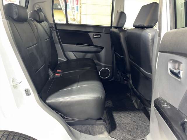 2011 Suzuki Wagon R – thumbnail 4