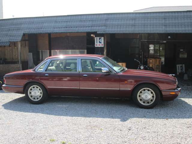 1999 Jaguar XJ – thumbnail 4
