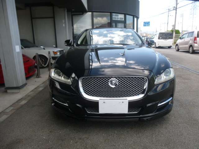 2011 Jaguar XJ – thumbnail 2