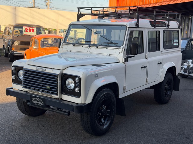 2004 Land Rover Defender
