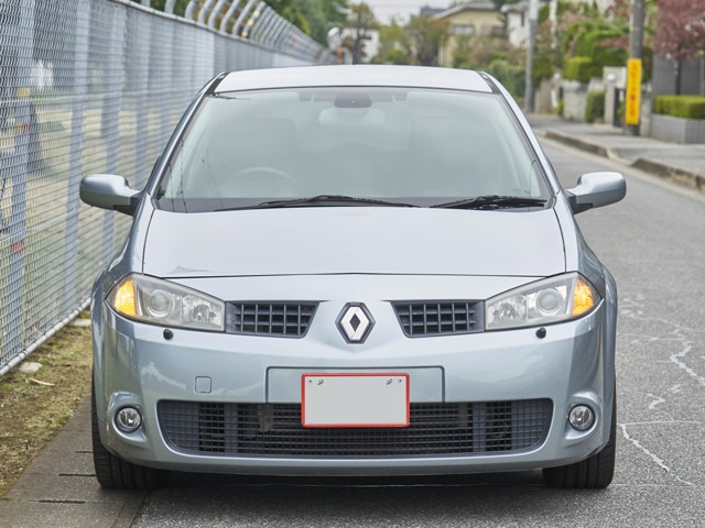 2005 Renault Megane – thumbnail 2