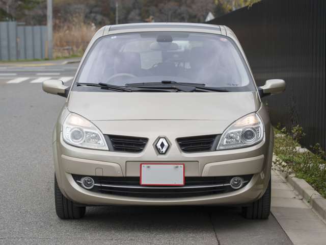 2008 Renault Grand Scenic – thumbnail 3