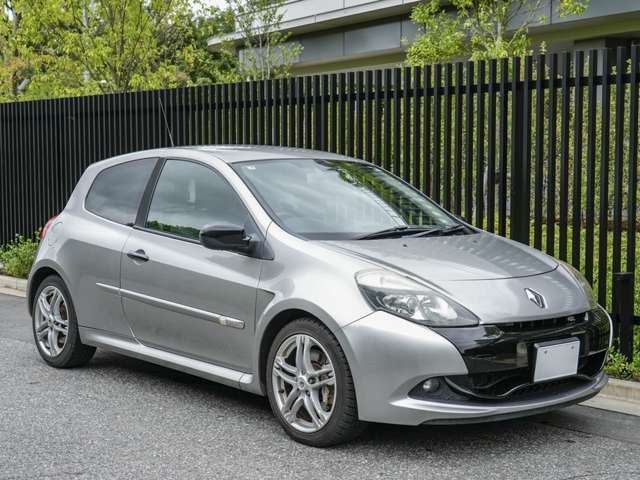 2011 Renault Lutecia