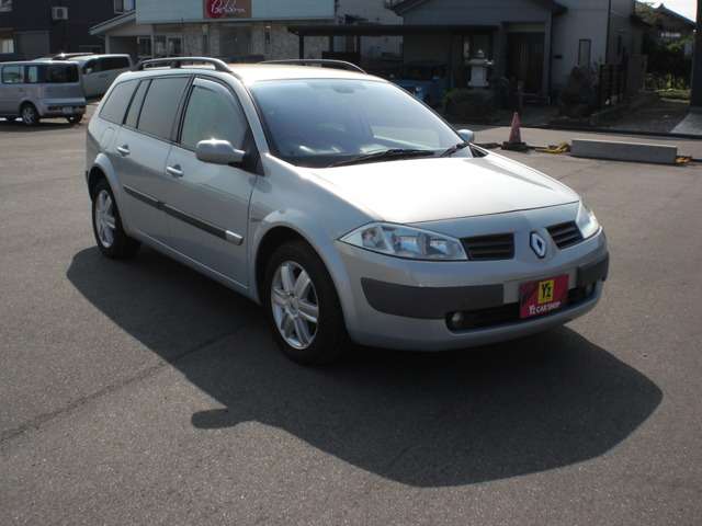 2004 Renault Megane Wgn – thumbnail 4