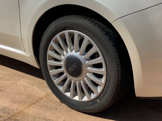 2010 Fiat 500 – thumbnail 3