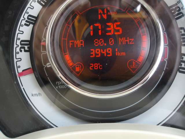 2009 Fiat 500C – thumbnail 2