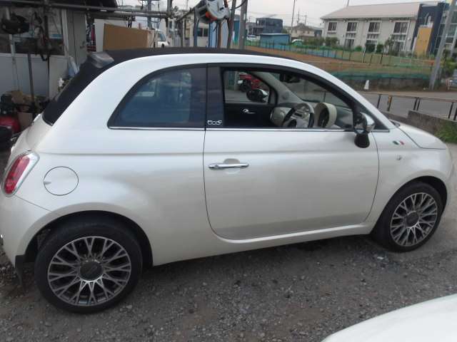 2009 Fiat 500C – thumbnail 4