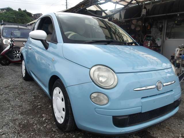 2011 Fiat 500 – thumbnail 3
