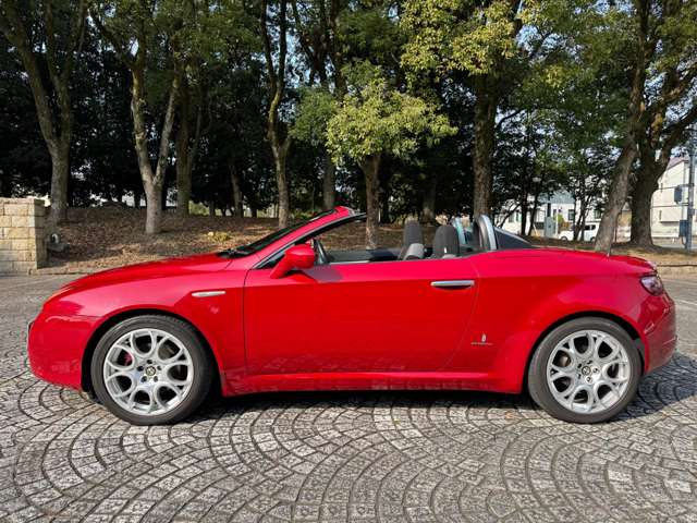 2008 Alfa Romeo Spider – thumbnail 3