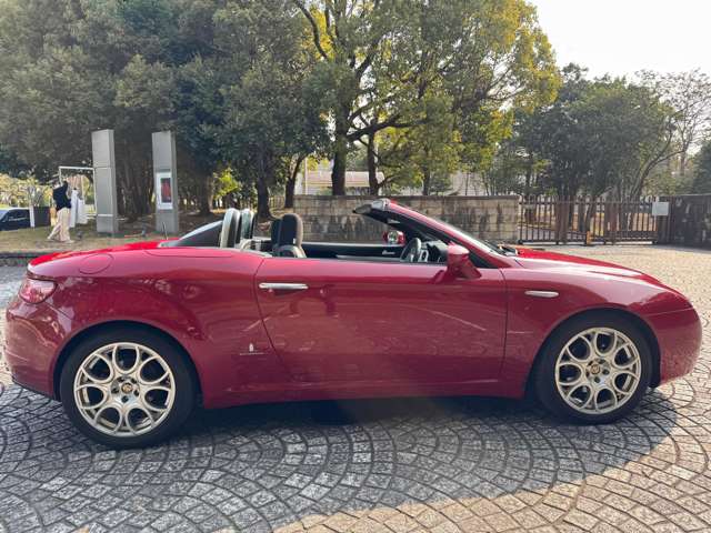 2008 Alfa Romeo Spider – thumbnail 4