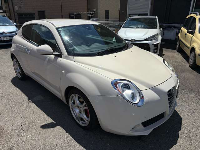 2011 Alfa Romeo MiTo – thumbnail 3