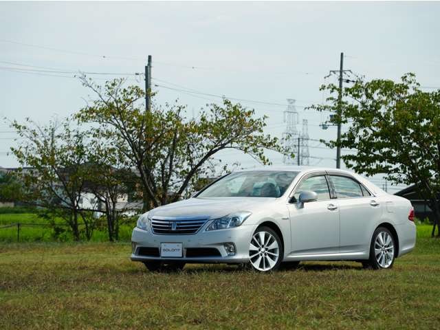 2011 Toyota Crown Hybrid