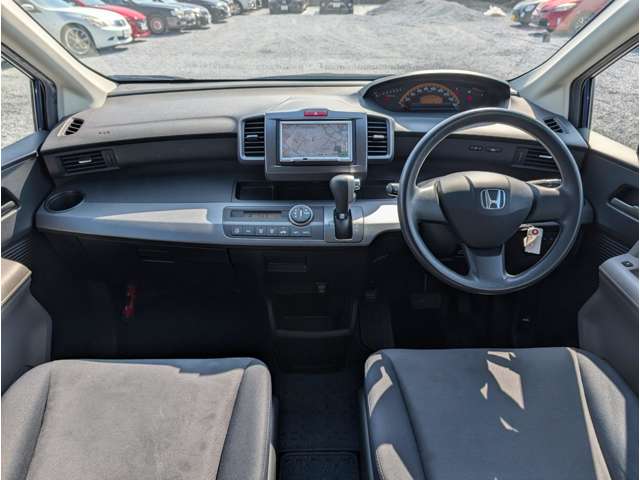 2010 Honda Freed – thumbnail 4